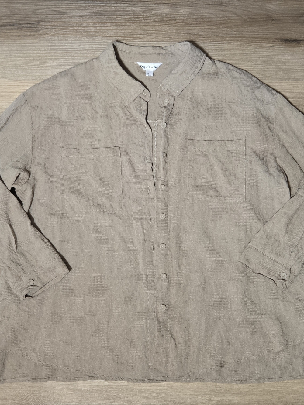 DAVI & DANI Beige Long-Sleeve Button-Down Shirt